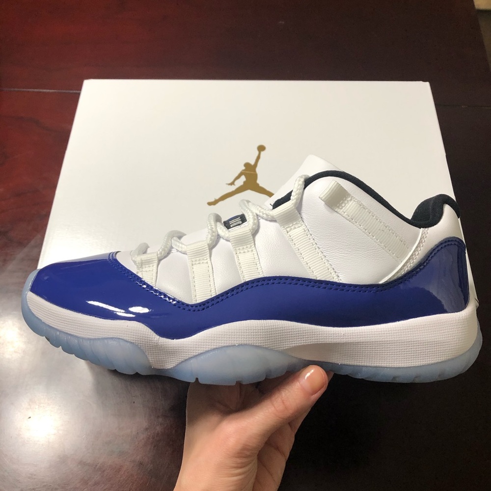 Jordan 11 low Concord